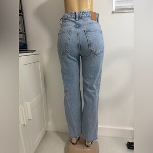 Zara blue straight leg Jeans size 4